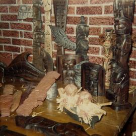 Carvings on display in store or home