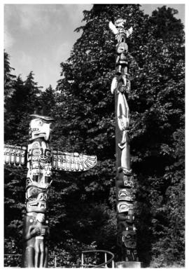 Totem poles at Stanley Park