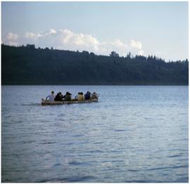 Tsleil-Waututh, canoe paddlers