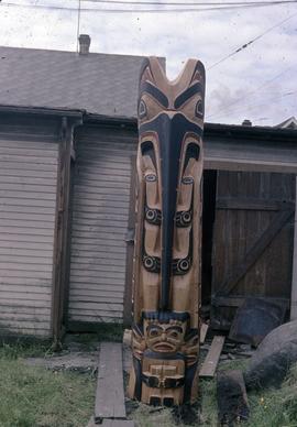 Mosquito Totem Pole, frontal view
