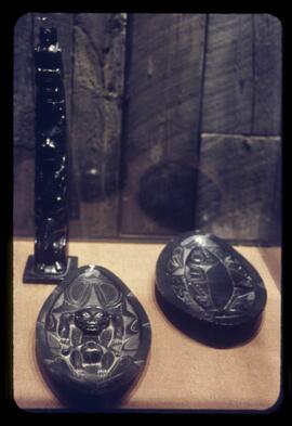 Argillite items on display in Montréal