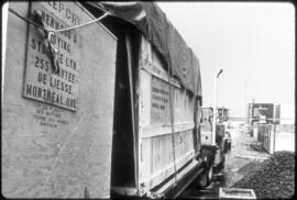 A truck delivering museum items to Montréal