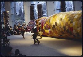 Evelyn Roth dancers in Great Hall