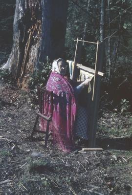 Abaya Martin weaving
