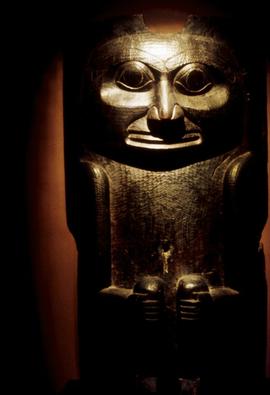 A House post figure in Montréal