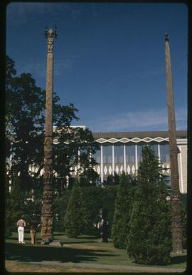 (Replica) Tsimshian memorial poles #9, 10, Thunderbird Park, Victoria, B.C.